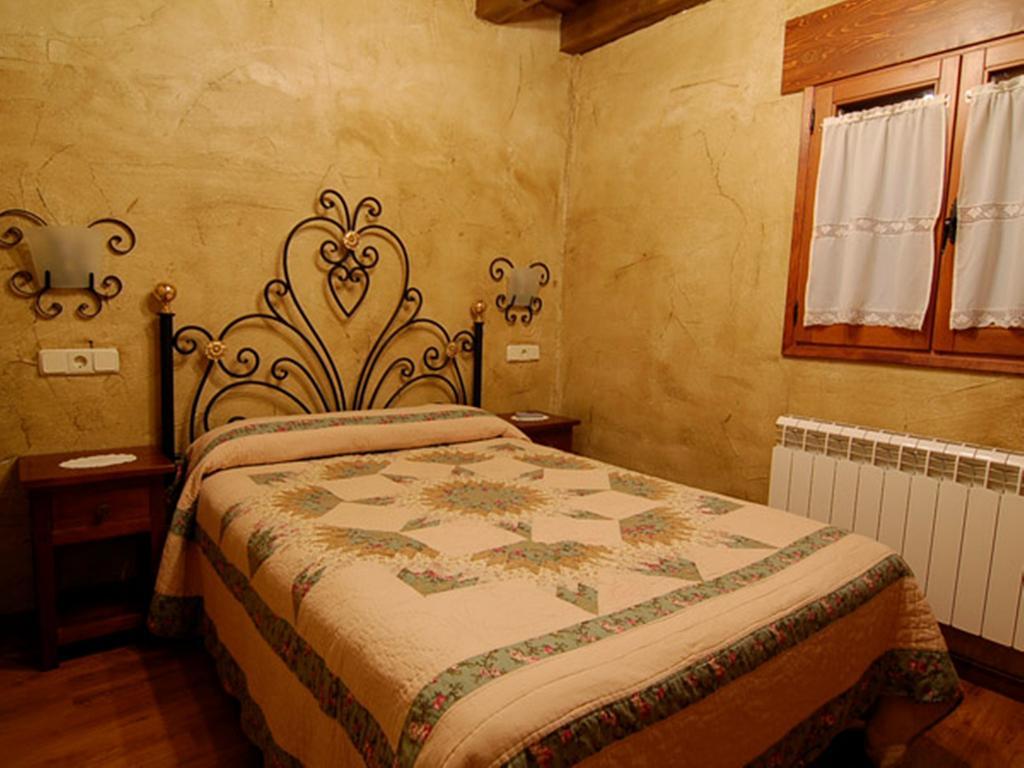La Casona del Herrero Navaleno Habitación foto